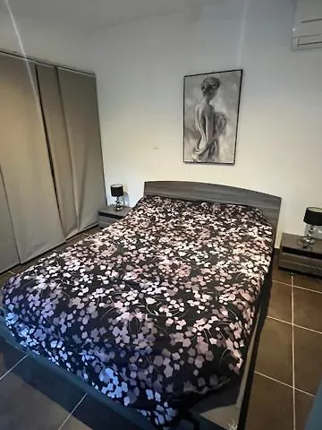 Maison Individuelle Type F2 *